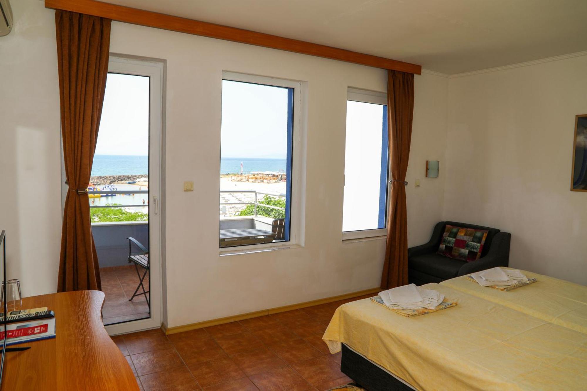 Hotel Sofia Beach 内塞伯尔 外观 照片