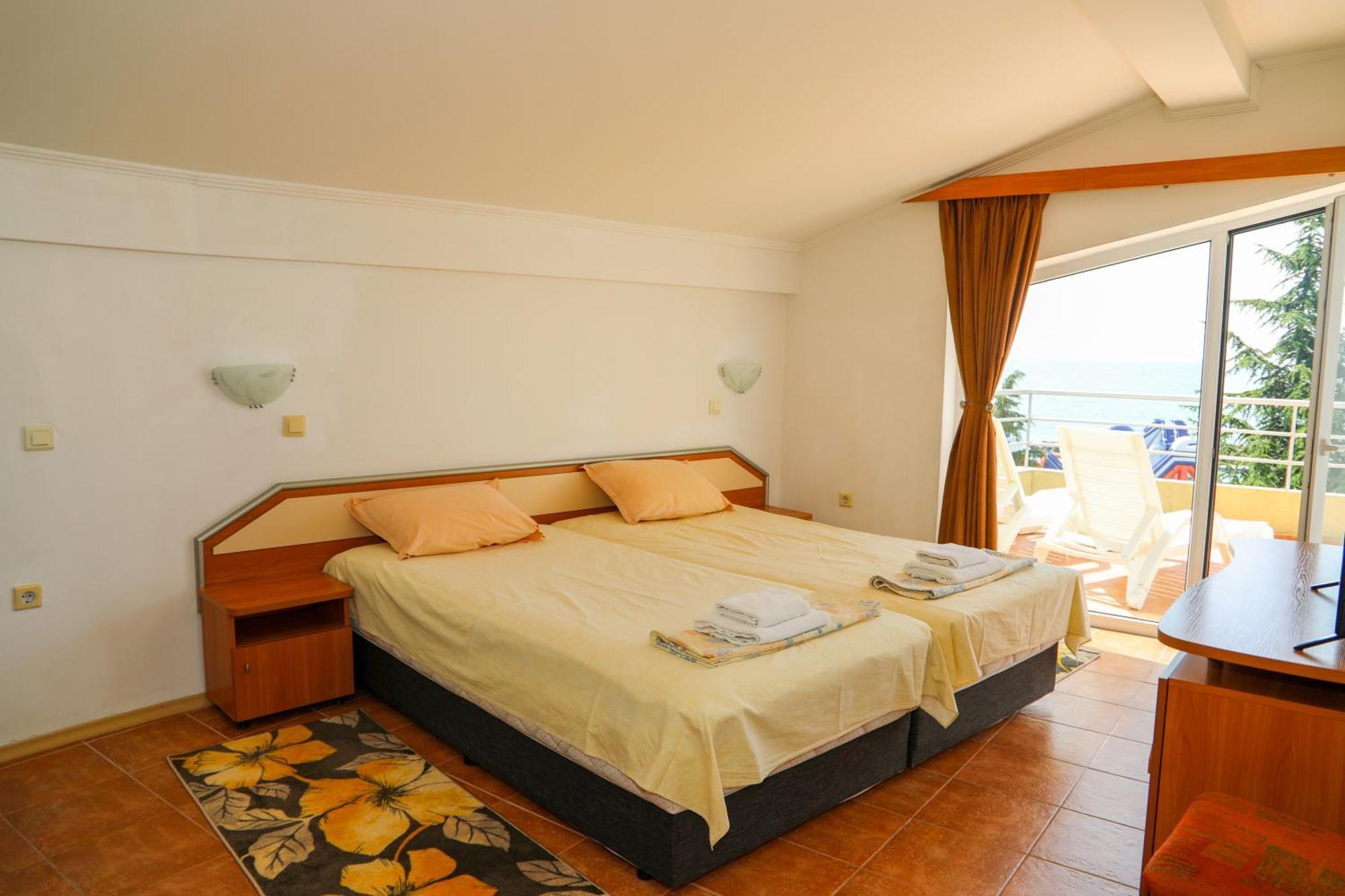 Hotel Sofia Beach 内塞伯尔 外观 照片