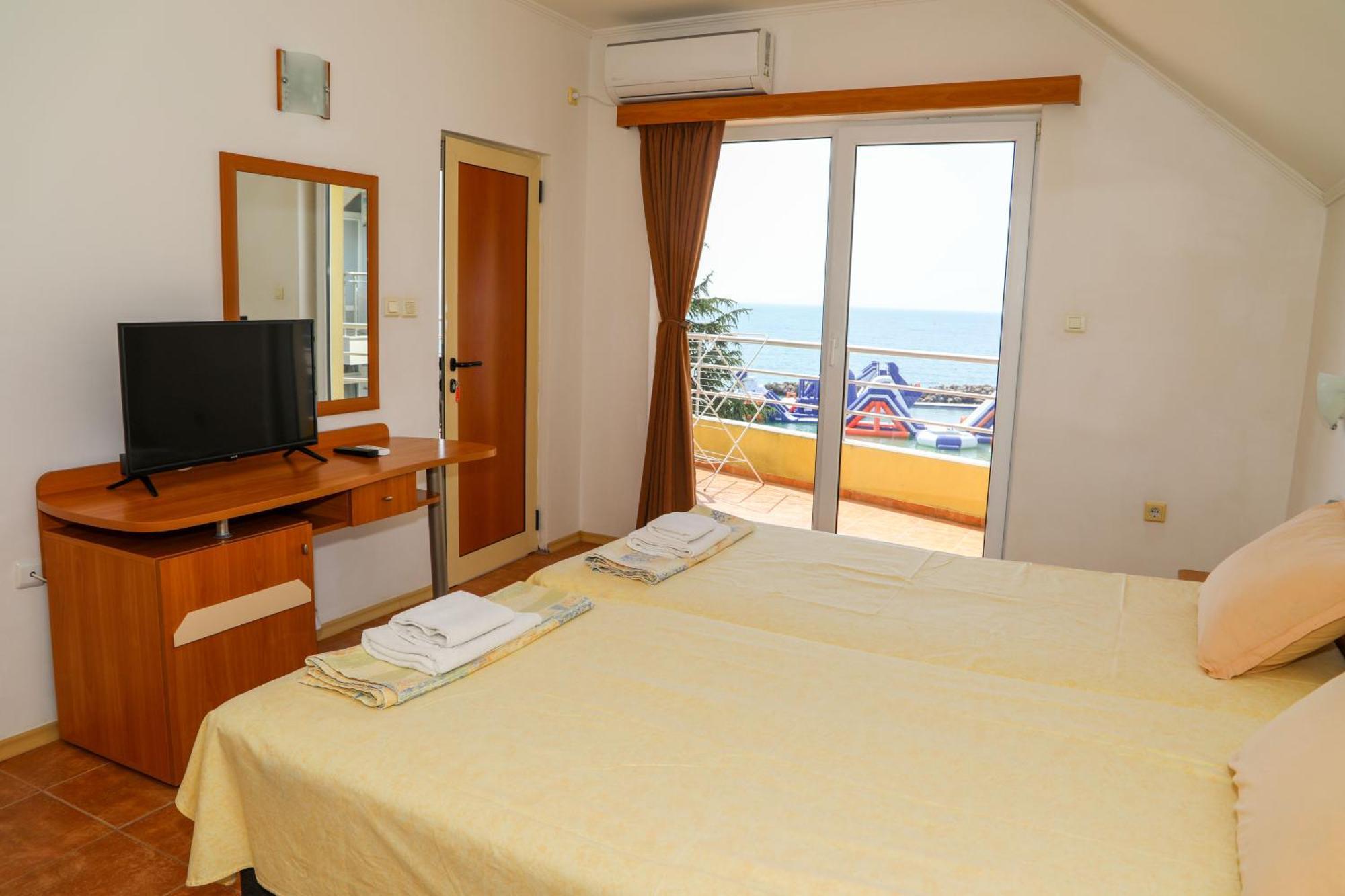 Hotel Sofia Beach 内塞伯尔 外观 照片